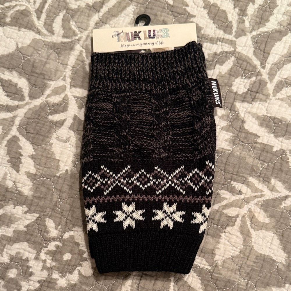 NWT Muk Luks Black and White Fairisle Boot Toppers Warmers One Size